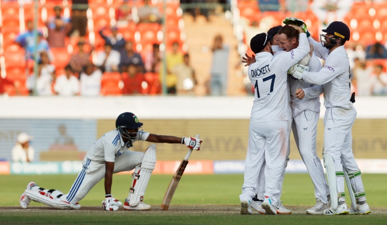 Hyderabad Test England Beat India By 28 Runs In Thriller The Week